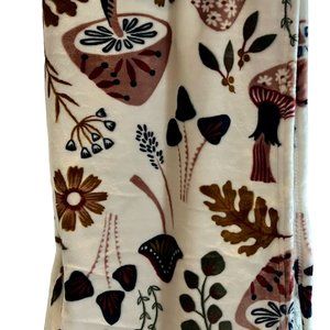 Cynthia Rowley - Aesthetic Mushroom Throw Blanket (Sheets Also Available!)